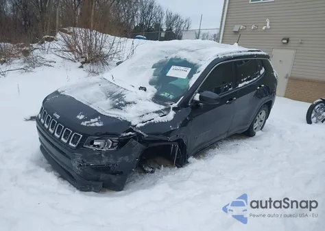 2019 Jeep Compass Sport 4X4 from USA, damaged, VIN 3C4NJDAB1KT703073